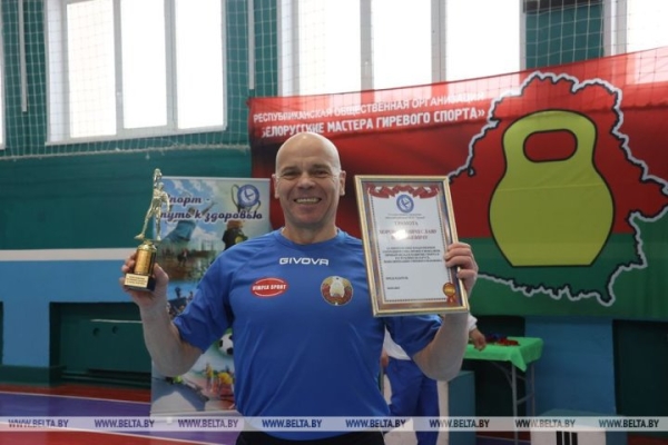 Белорусский силач Вячеслав Хоронеко установил новый мировой рекорд