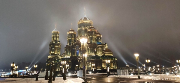 «На всю дорогу — 400 литров топлива». Белорус проехал на кемпере по России и рассказал о впечатлениях