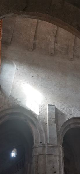 «Вдоль дороги — венки и памятники». Белорус в одиночку отправился в горы Грузии, где даже страховка не действует