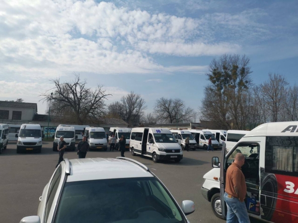 В Бресте провели смотр маршрутных такси