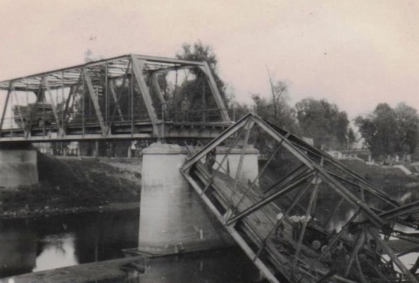 А вы знали, что на месте подвесного моста у «звезды» Брестской крепости был автомобильный?
