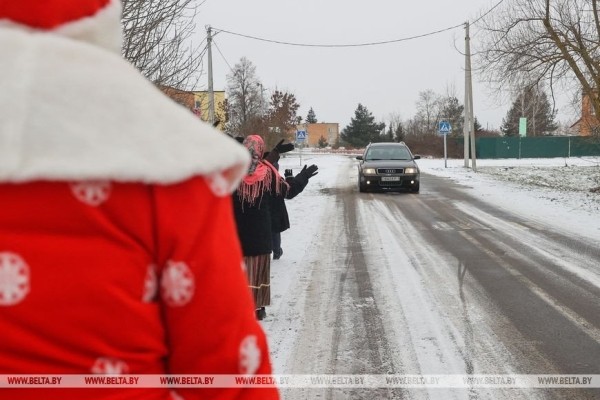 Открывай ворота, Коляда в гости пришла. Как на пинском Полесье живет народный рождественский обряд