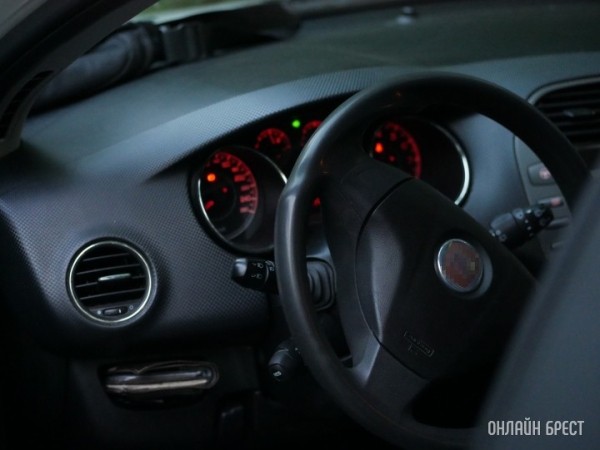 Россиянам разрешили покупать авто в Беларуси: у нас дешевле