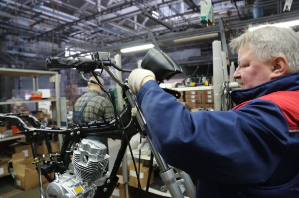 «Выхлопная труба — также своя, белорусская!» Посмотрели на новые M1NSK Hunter 150 и Ranger 200