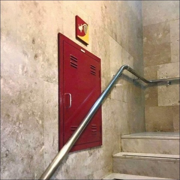 20 примеров того, что строительство не всегда подчиняется человеческой логике