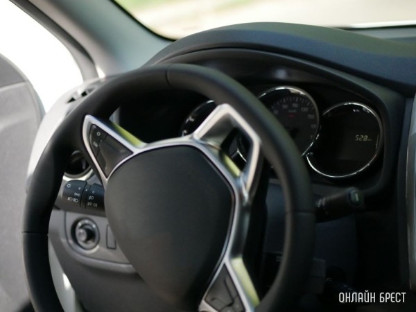 Топ-10 машин, которые автолюбители не хотят покупать снова