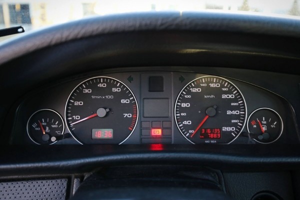 «Купил за $2 250 и горя не знаю!». Белорус о владении Audi 100 (C4) выпуска 1993 года