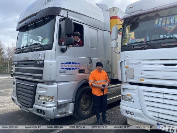 Водители из разных стран рассказали о проблемах на границе