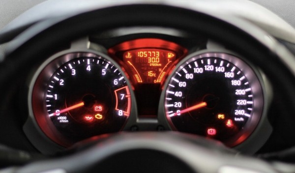 «Останемся без денег и машины». Cемья купила автомобиль, а сейчас его забирают через суд