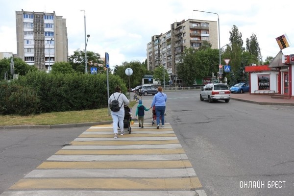 Папы, мамы и их права. Разбираемся с юристом в тонкостях отпусков и дополнительных выходных для родителей
