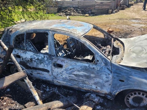 В Ивацевичском районе сгорел легковой автомобиль