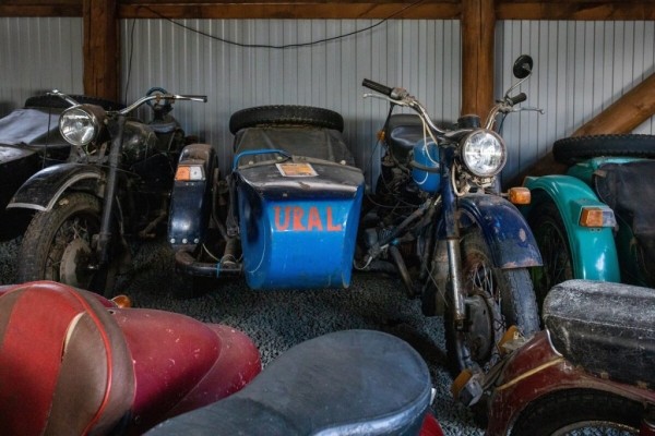 Легендарный тульский «Муравей» и венгерская «Паннония». Белорус собрал большую коллекцию советской мототехники