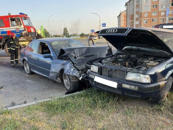 В Дрогичине работник МЧС в свободное от несения службы время оказал помощь пострадавшим в ДТП