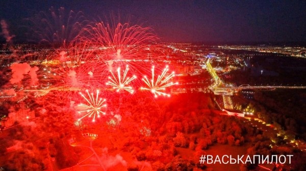 Праздничным салютом завершилось празднование Дня Победы в Бресте