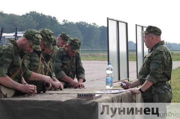 Как проходит учебный сбор теробороны в Лунинце. Подробности