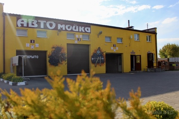 Автовладелец? Тогда смотри, на каких автомойках Бреста точно стоит обслуживать свою «ласточку»