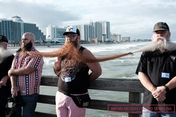 Мужчины с длинными усами и бородой установили новый мировой рекорд