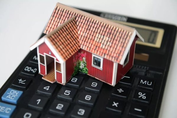 Власти объяснили повышение налога на недвижимость