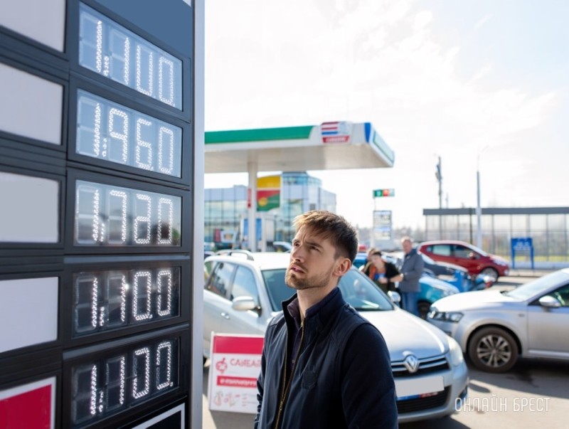 В Беларуси опять подорожает топливо. На сколько?