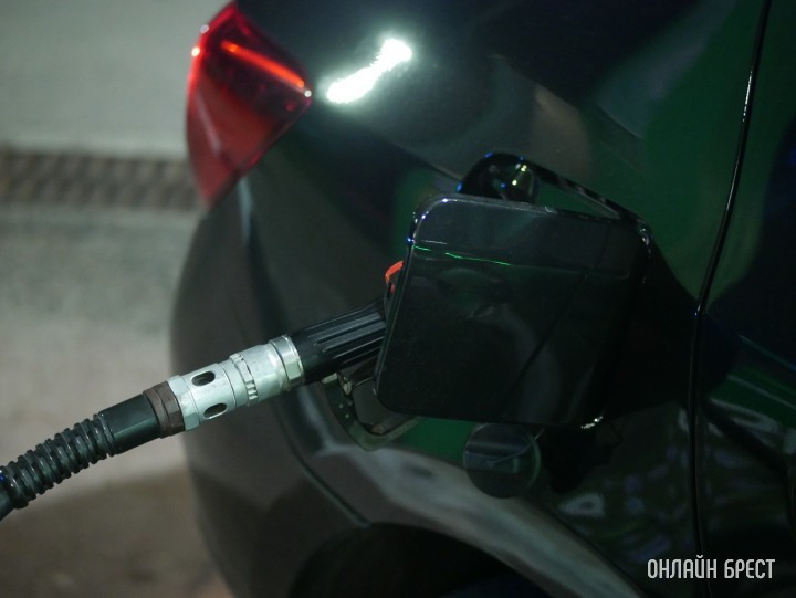 Топливо подорожает в Беларуси с 12 апреля