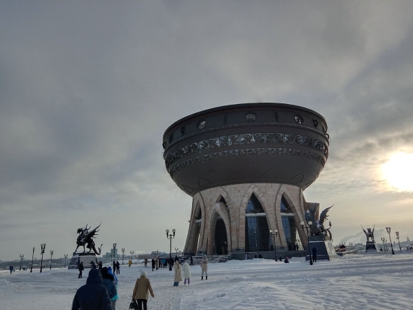 «На всю дорогу — 400 литров топлива». Белорус проехал на кемпере по России и рассказал о впечатлениях