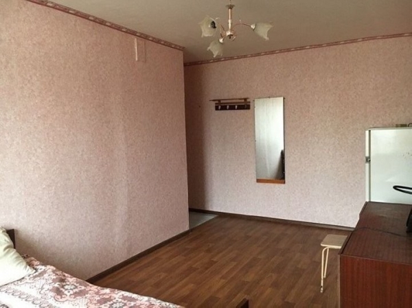 Мужчина попросил у друга мебель в пользование, а сам продал все вещи. Случай в Брестской области