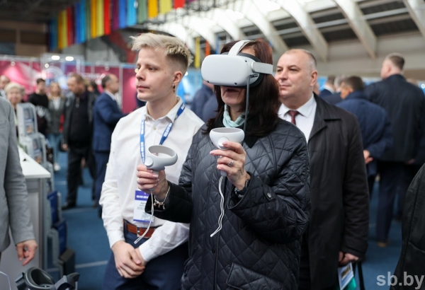 Выставку «Беларусь интеллектуальная» в Бресте в первый день посетили около 10 тыс. человек