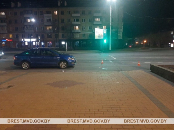 В Бресте 21-летний водитель Volkswagen сбил женщину. Как это случилось?