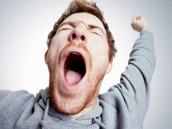 Почему мы зеваем и это так заразительно? Разбираемся в вопросе, который волнует многих