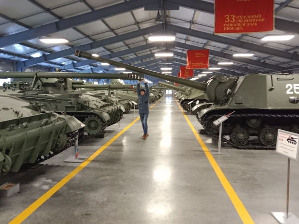 «На всю дорогу — 400 литров топлива». Белорус проехал на кемпере по России и рассказал о впечатлениях