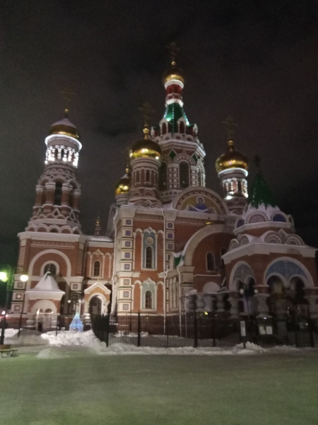 «На всю дорогу — 400 литров топлива». Белорус проехал на кемпере по России и рассказал о впечатлениях