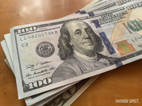 «Поздравляю, ваша прибыль $7363». Белоруску позвали инвестировать — выйти из схемы не так просто