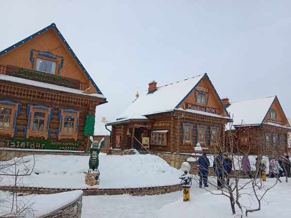 «На всю дорогу — 400 литров топлива». Белорус проехал на кемпере по России и рассказал о впечатлениях