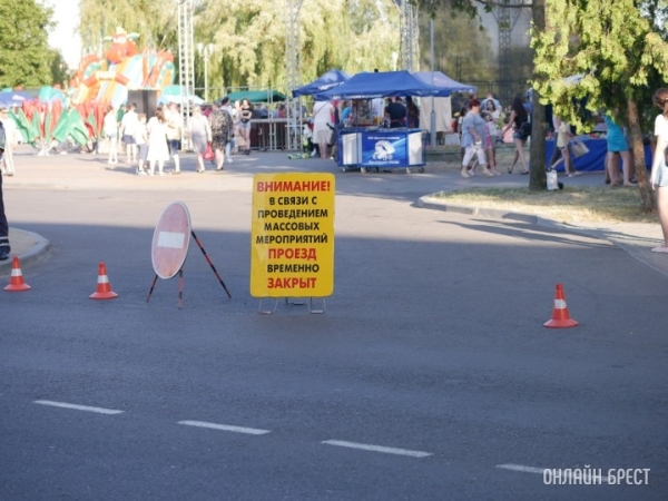 В Бресте 6 и 8 апреля на нескольких улицах ограничат движение транспорта