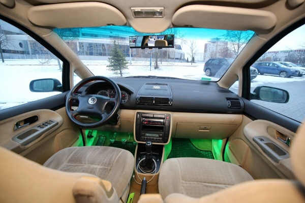 «Если отвезти машину на детейлинг, будет совсем лялечка!» Белорус о VW Sharan, который 13 лет находится в одних руках