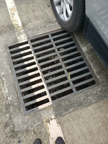 За момент до трагедии: на фото показали случаи невероятного везения