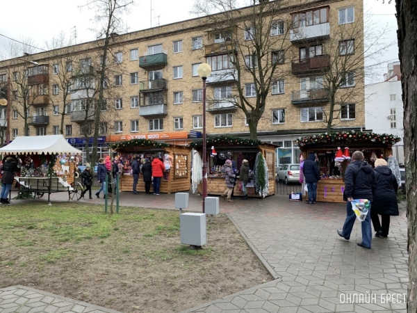 Александр Рогачук рассказал, какую выручку сделали новогодние ярмарки в Бресте