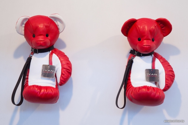 Ударила чужого ребенка, разбила лобовое стекло. Истории белорусов, которые не контролируют себя